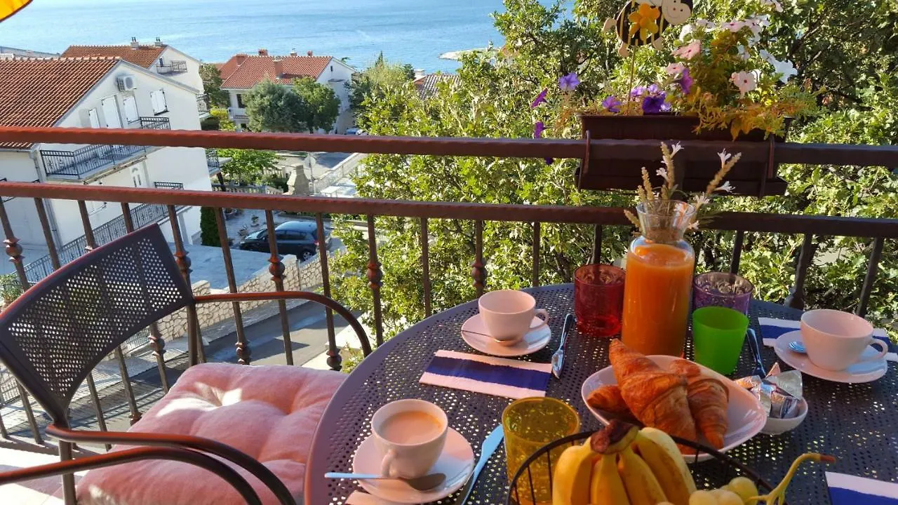 Spacious Apartment With Stunning View Novi Vinodolski Croatia