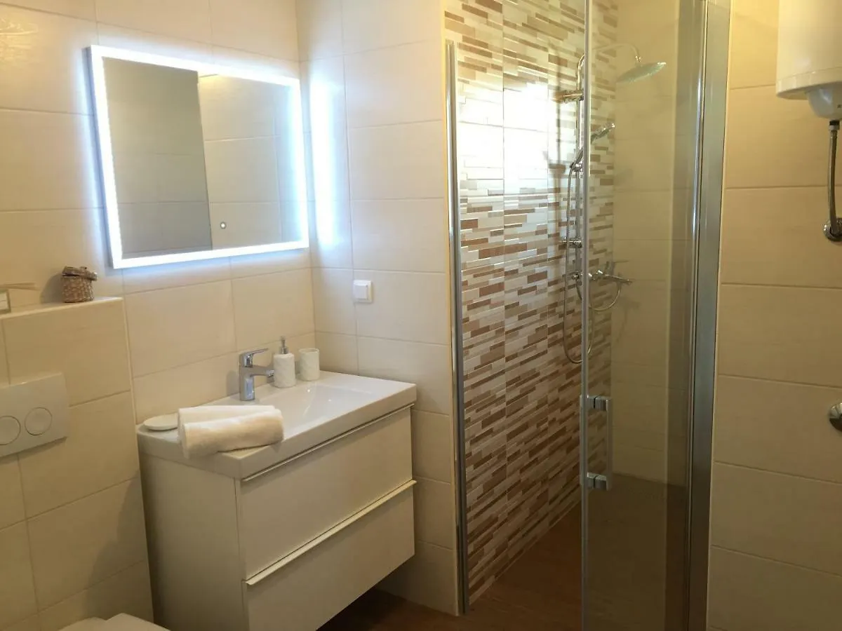 Spacious Apartment With Stunning View Novi Vinodolski